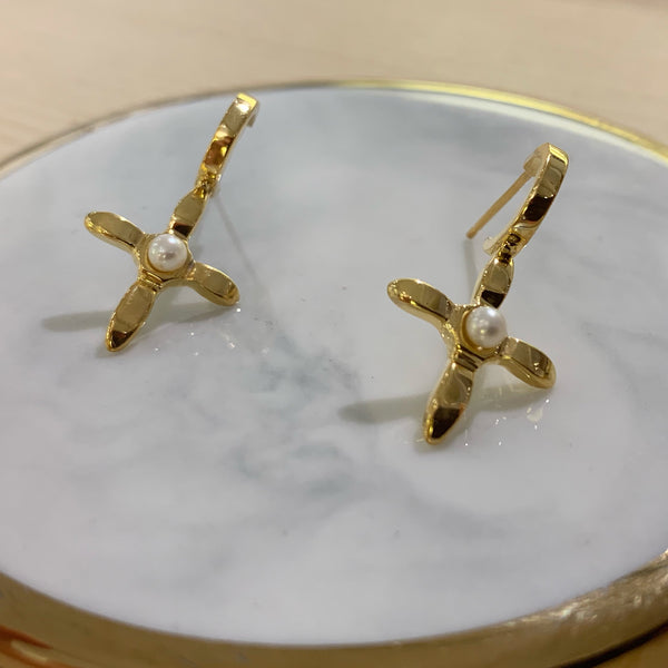 Cross pearl earrings