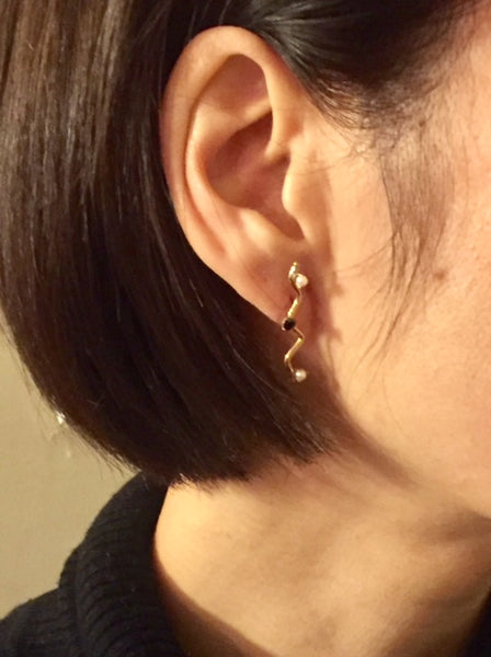 DP WAVE Earrings (SOLD as single)